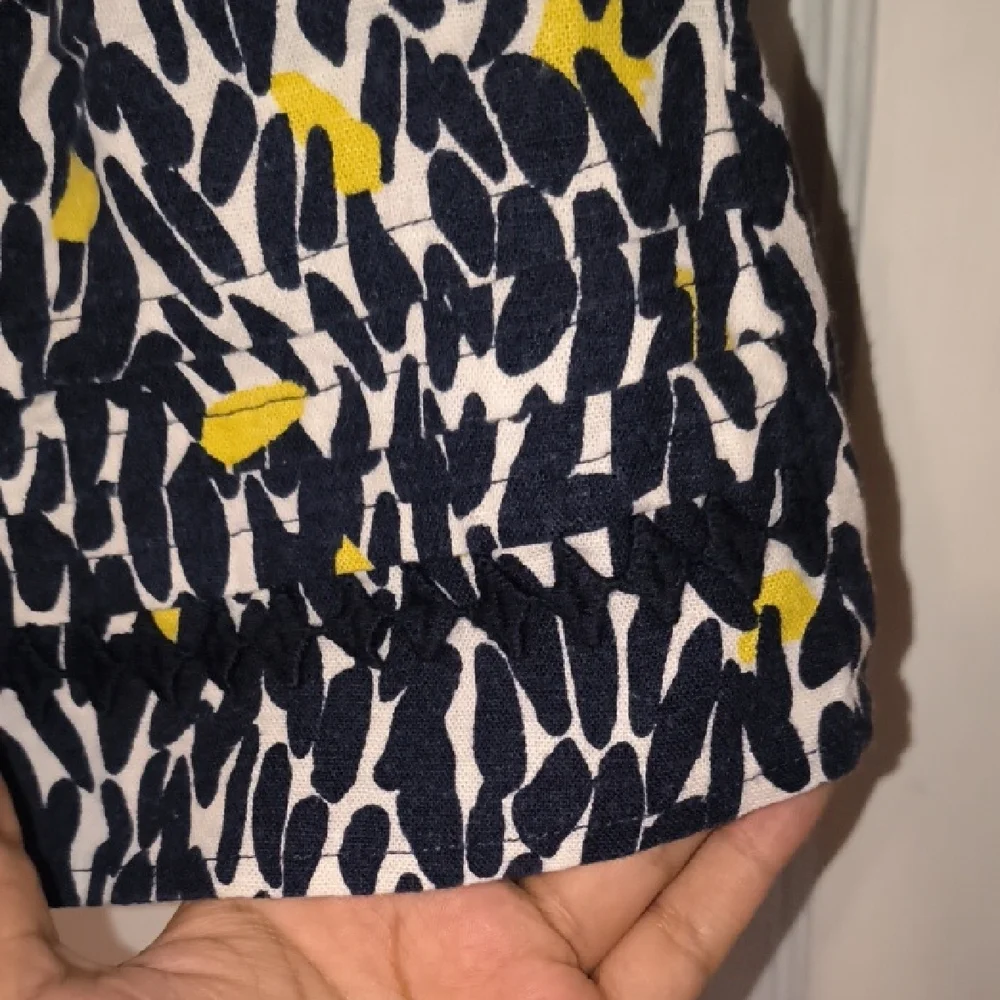 Worthington | Abstract Black and Yellow Tank Top - Picture 3 of 4